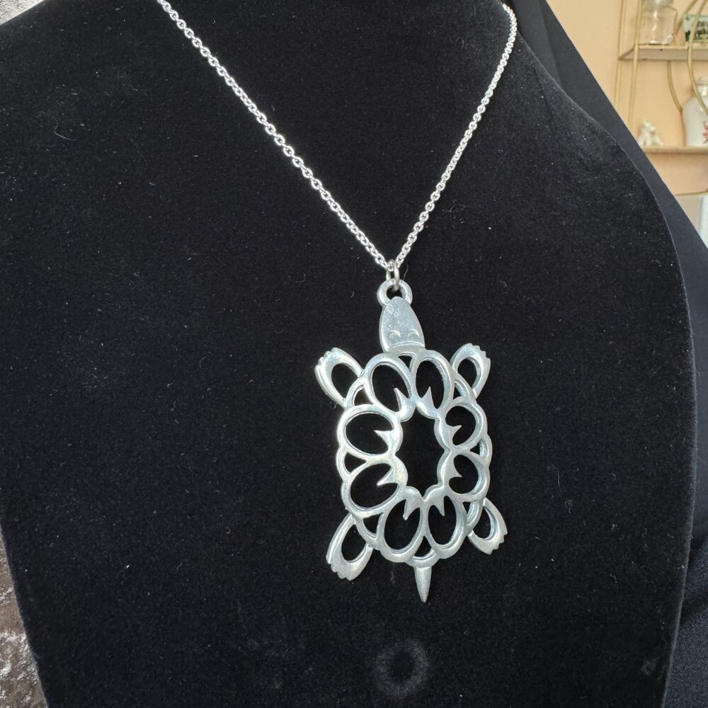 Large Pewter Openwork Sea Turtle Pendant Necklace Tortoise Terrapin NWOT Vintage